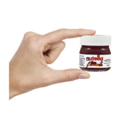 Nutella gr 25 vaso vetro pezzi 64 Ferrero.jpg